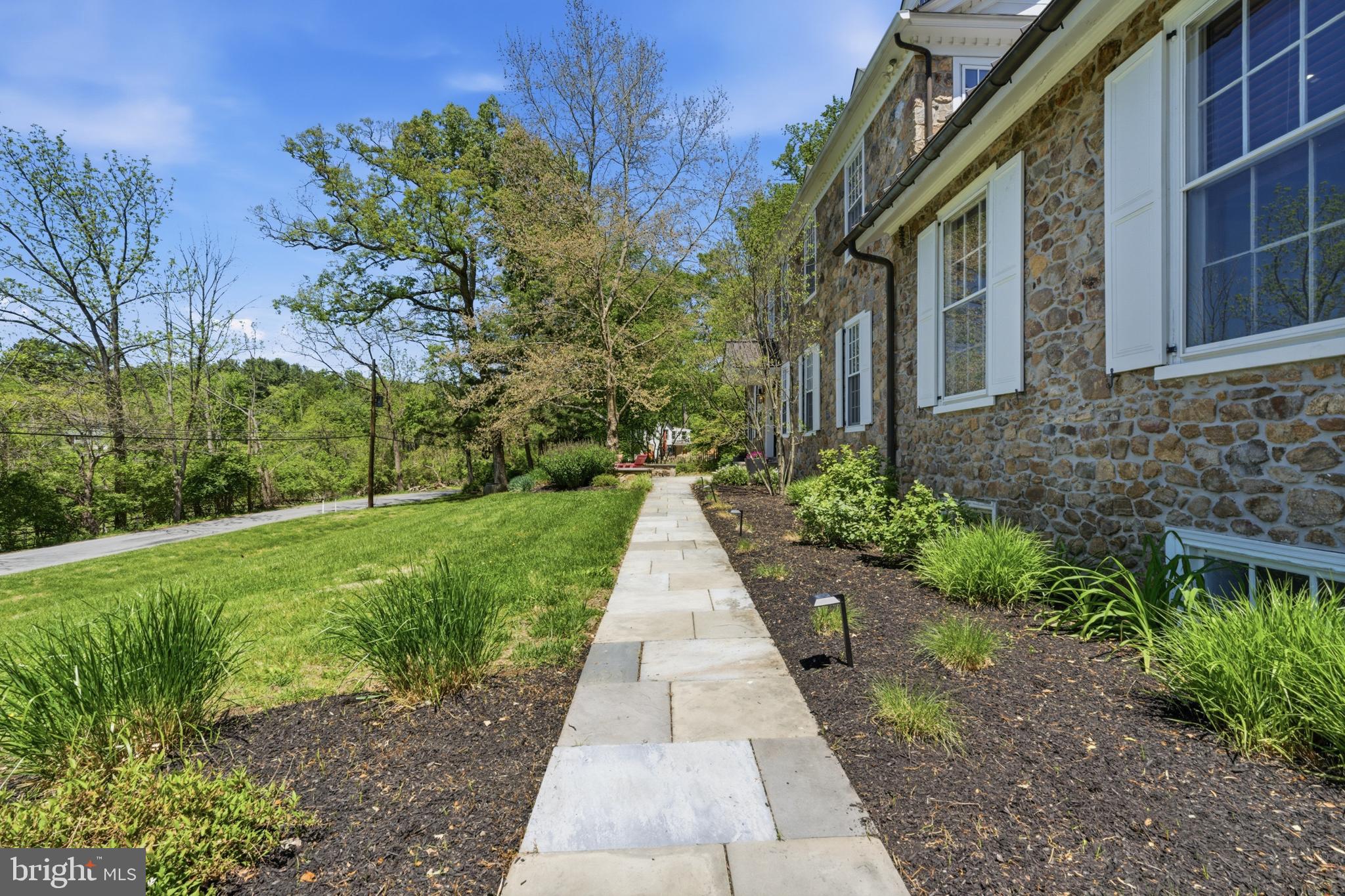 RADNOR HUNT - Residential