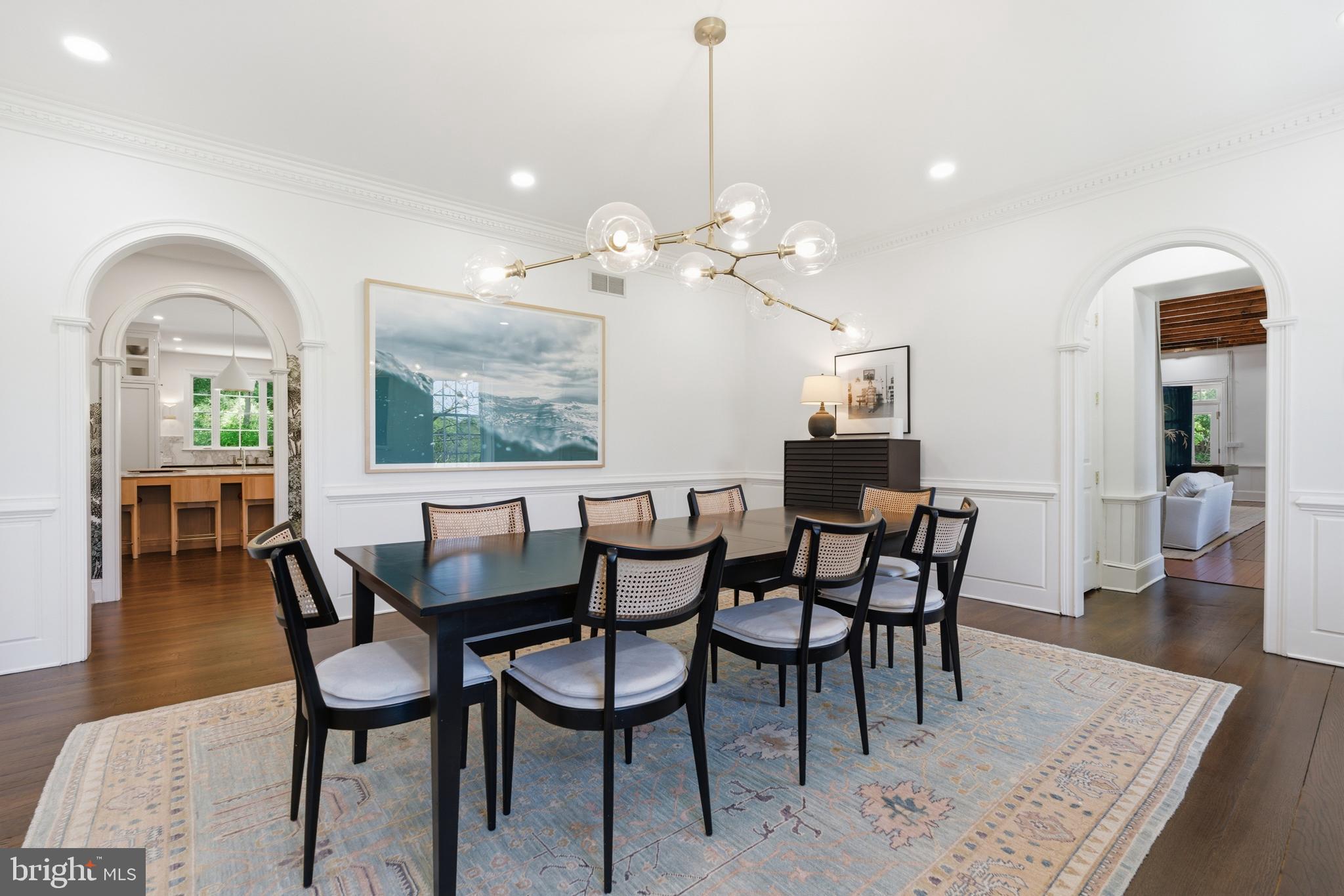 RADNOR HUNT - Residential