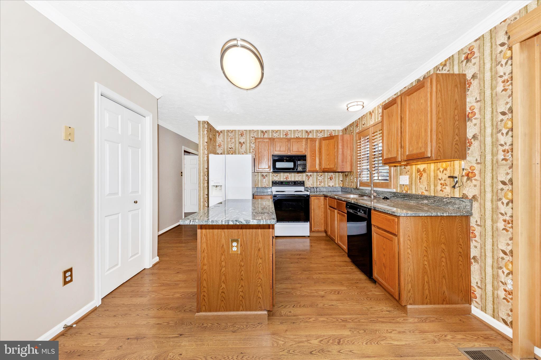 CAMBRIDGE FARMS - Residential