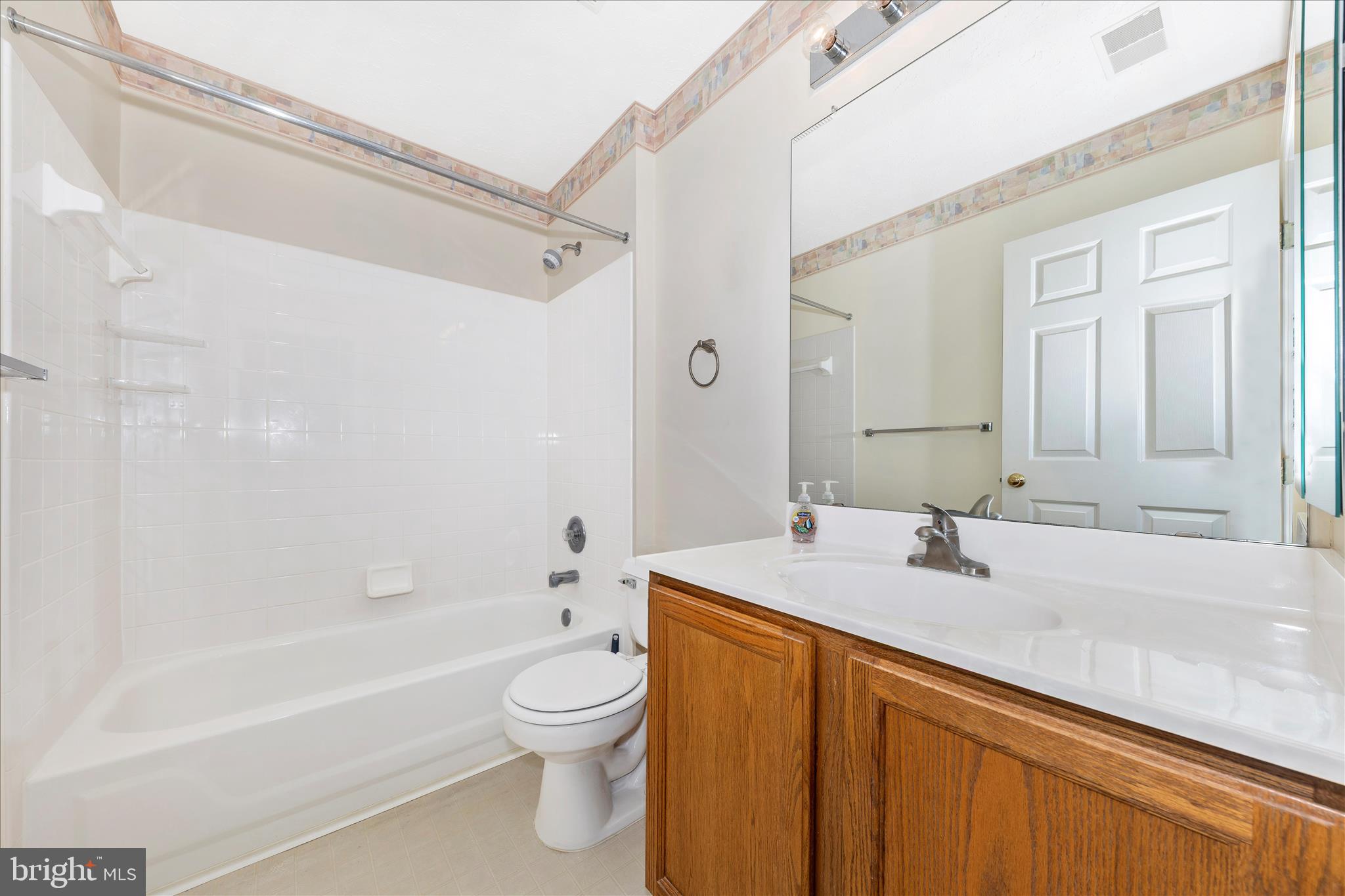 CAMBRIDGE FARMS - Residential