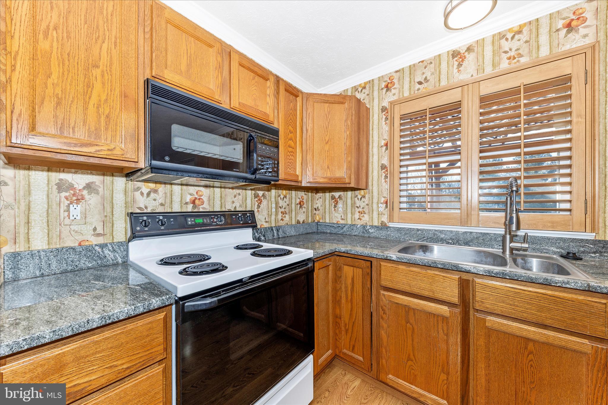 CAMBRIDGE FARMS - Residential