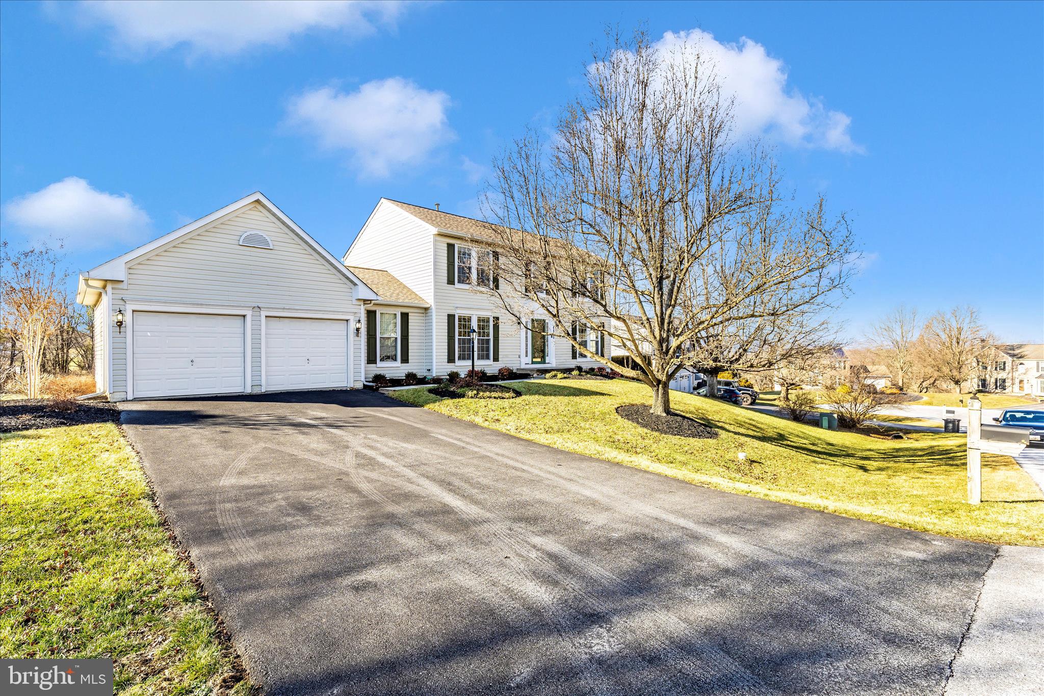CAMBRIDGE FARMS - Residential