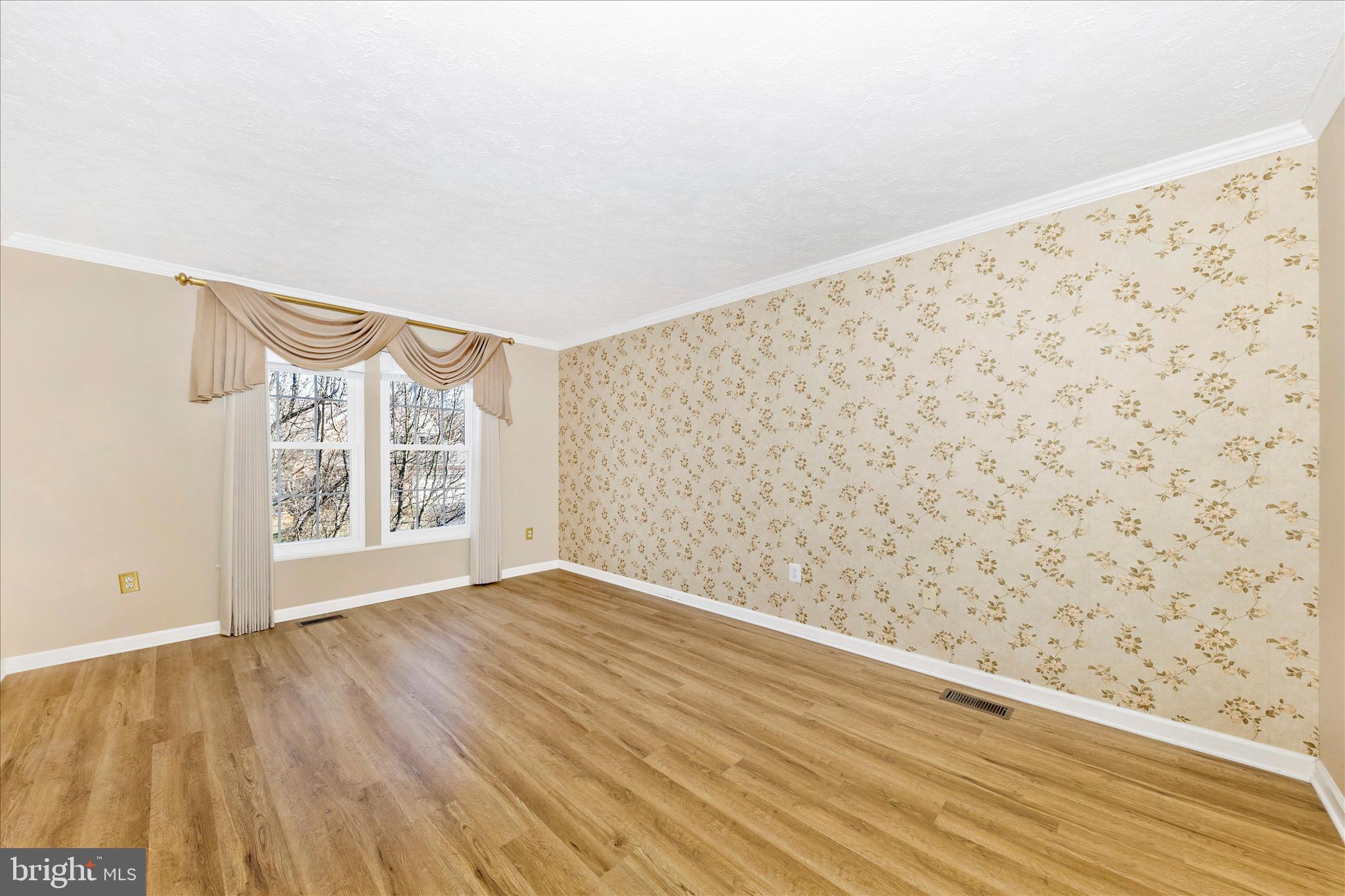 CAMBRIDGE FARMS - Residential