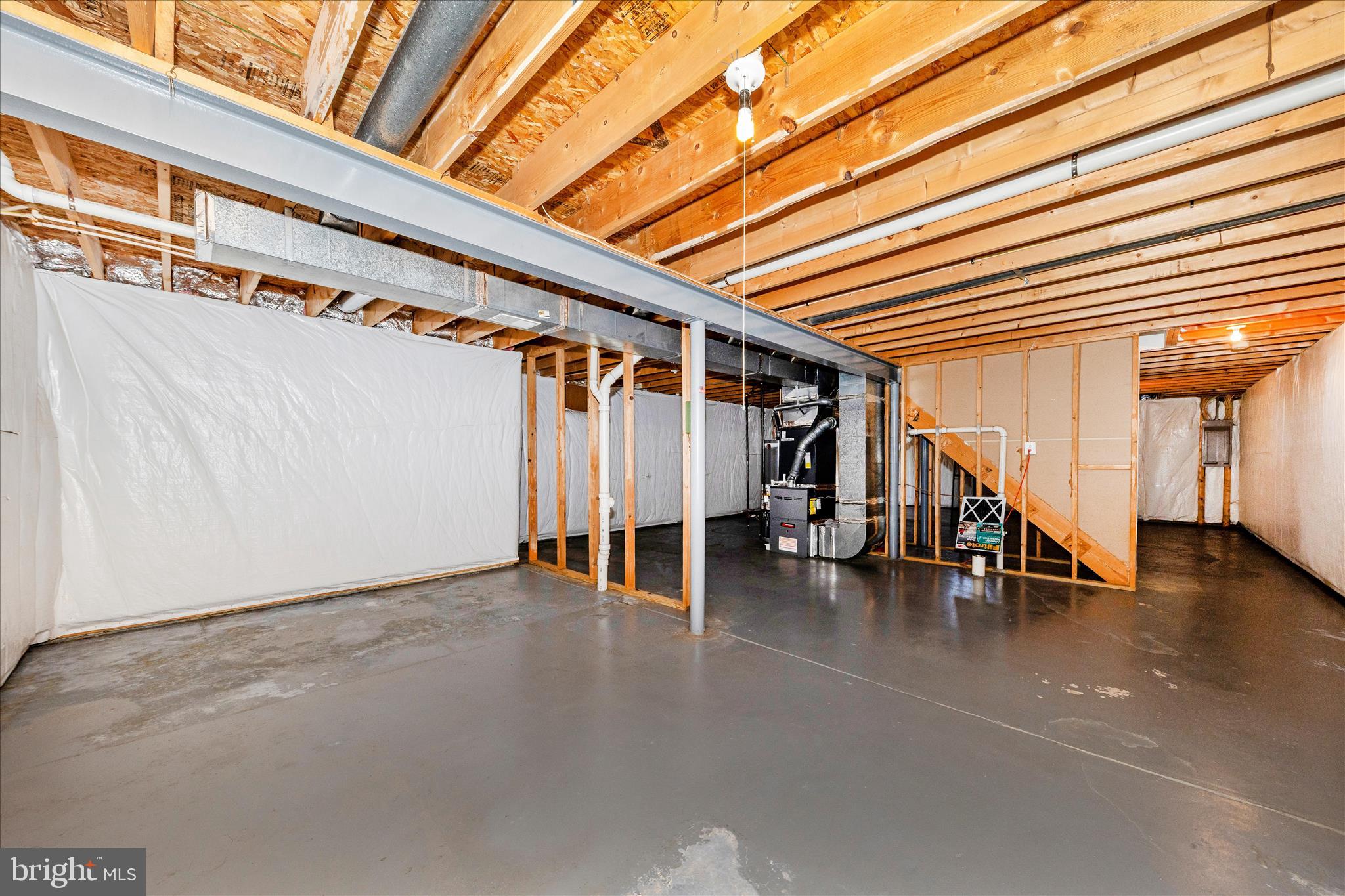 CAMBRIDGE FARMS - Residential