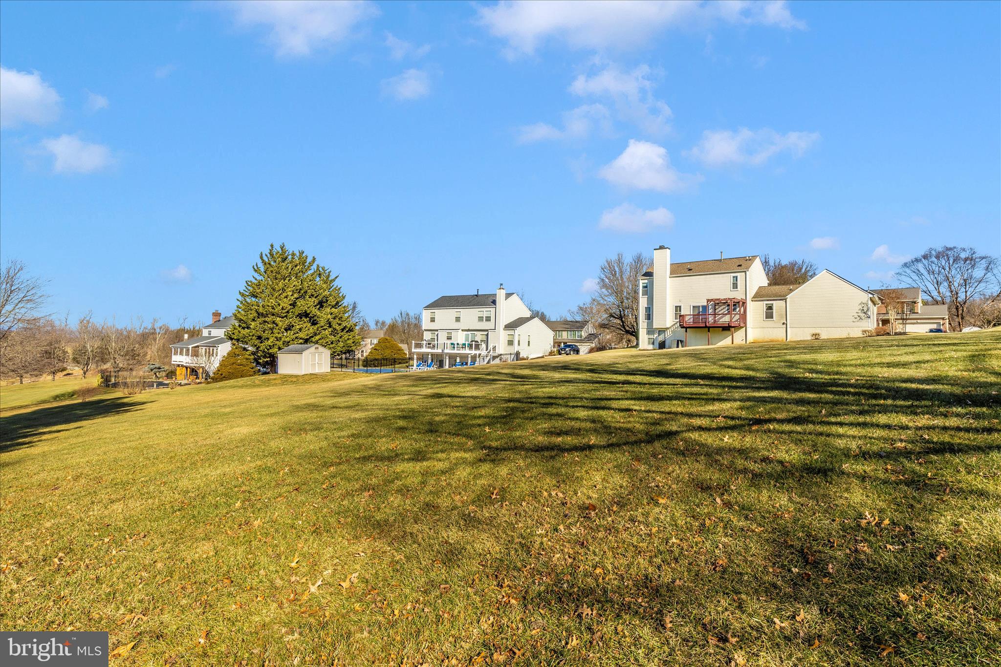 CAMBRIDGE FARMS - Residential