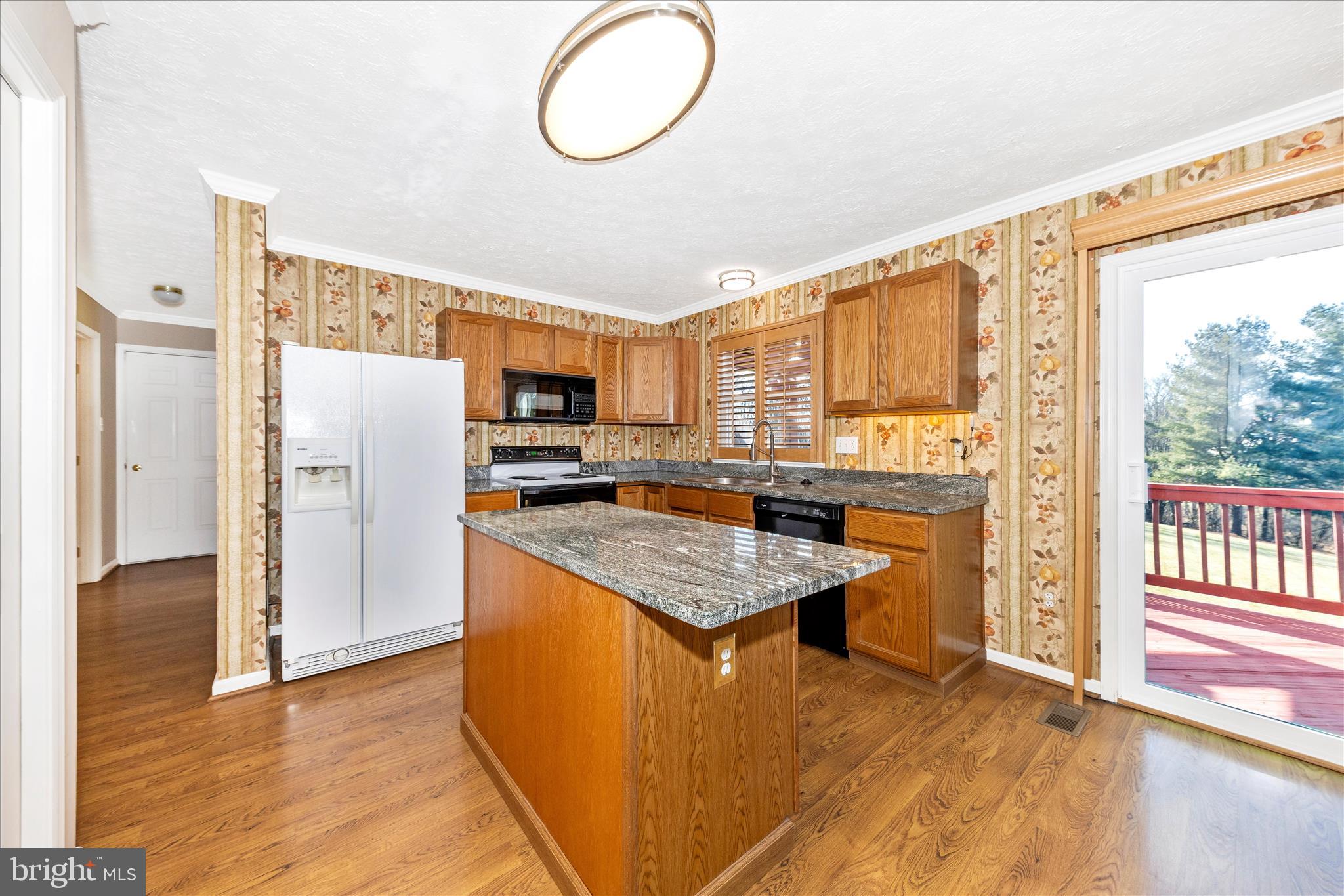 CAMBRIDGE FARMS - Residential