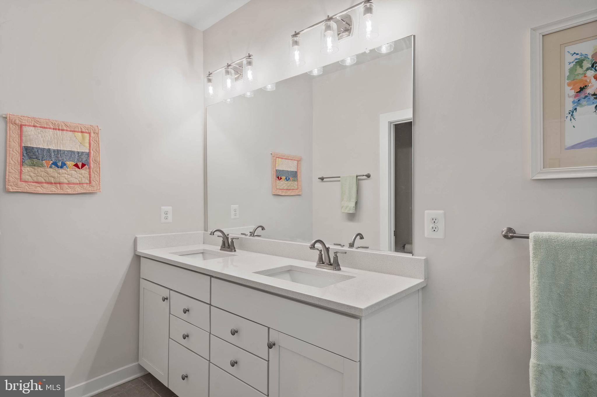 HAWTHORNE - Residential