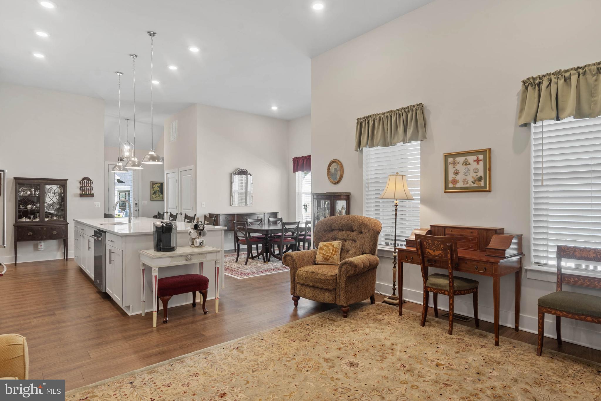 HAWTHORNE - Residential