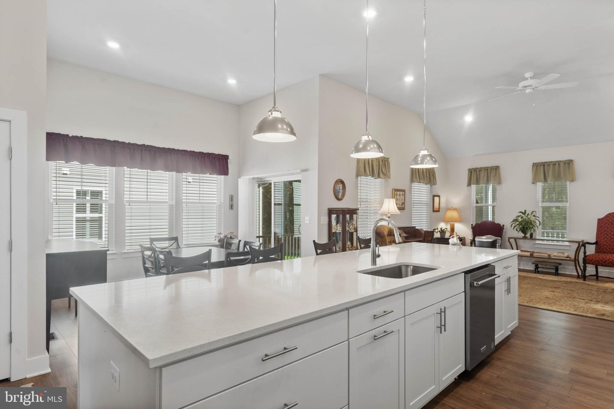 HAWTHORNE - Residential