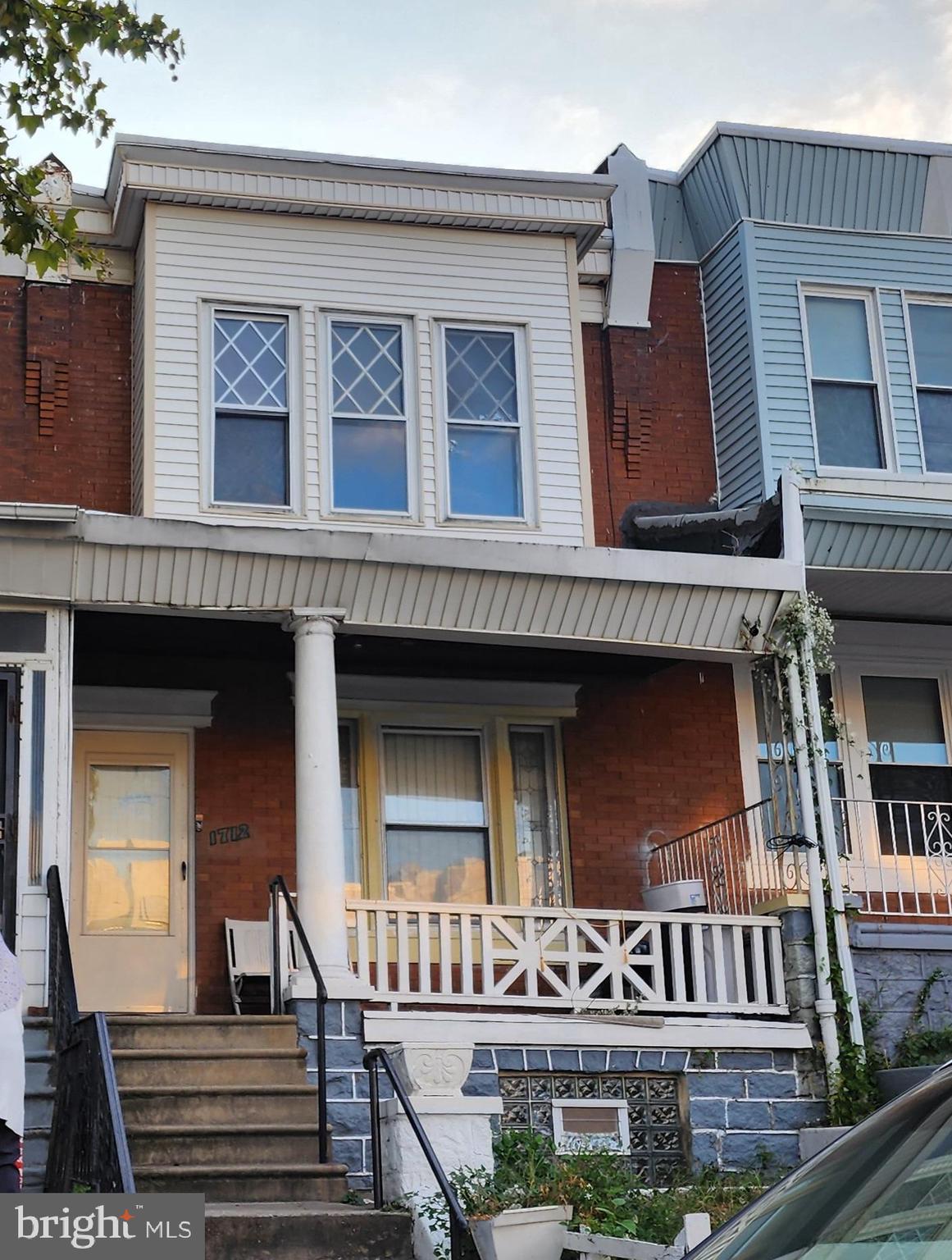 The property currently has a non-paying tenant and may be not be delivered vacant.