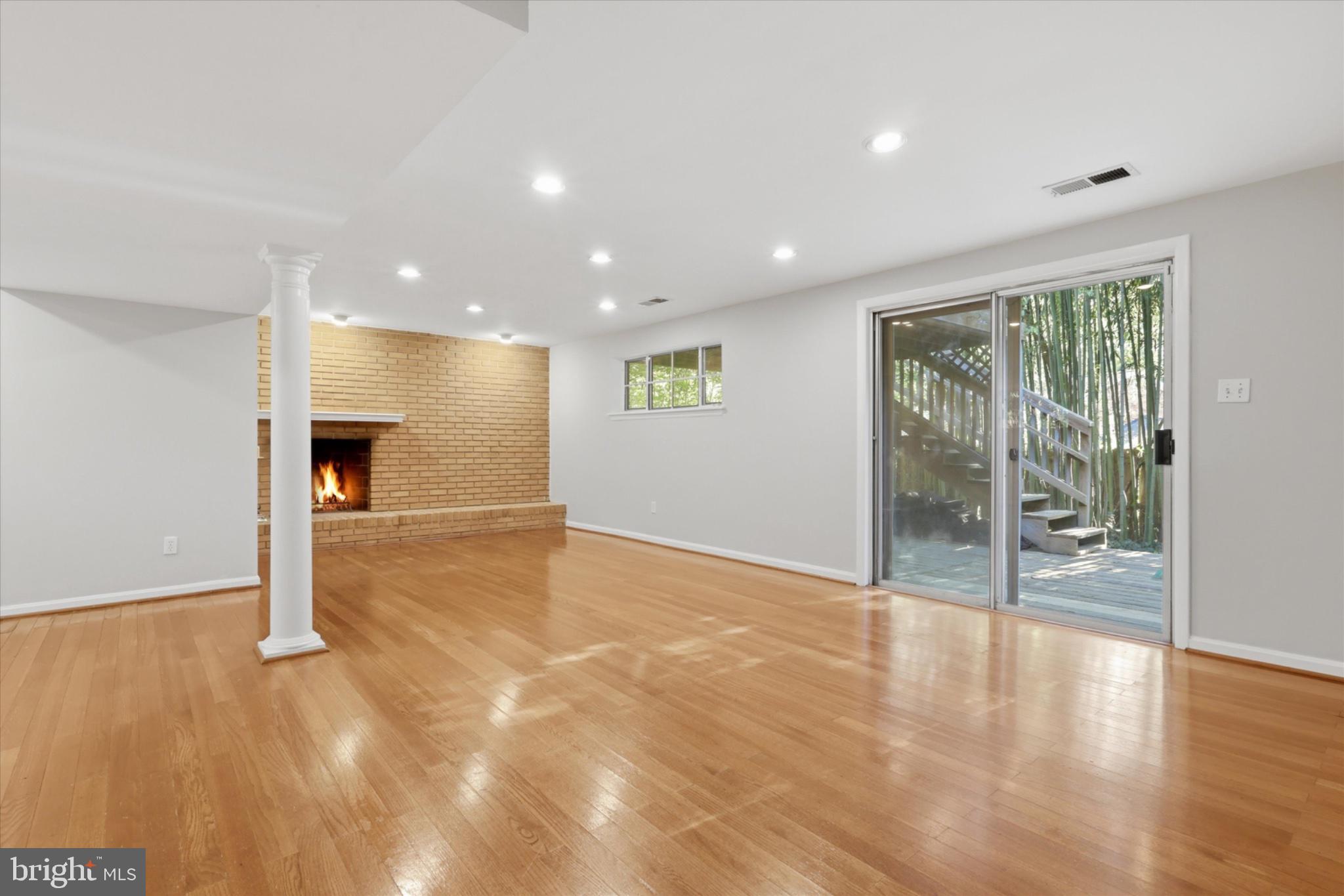 WOODHAVEN - Residential