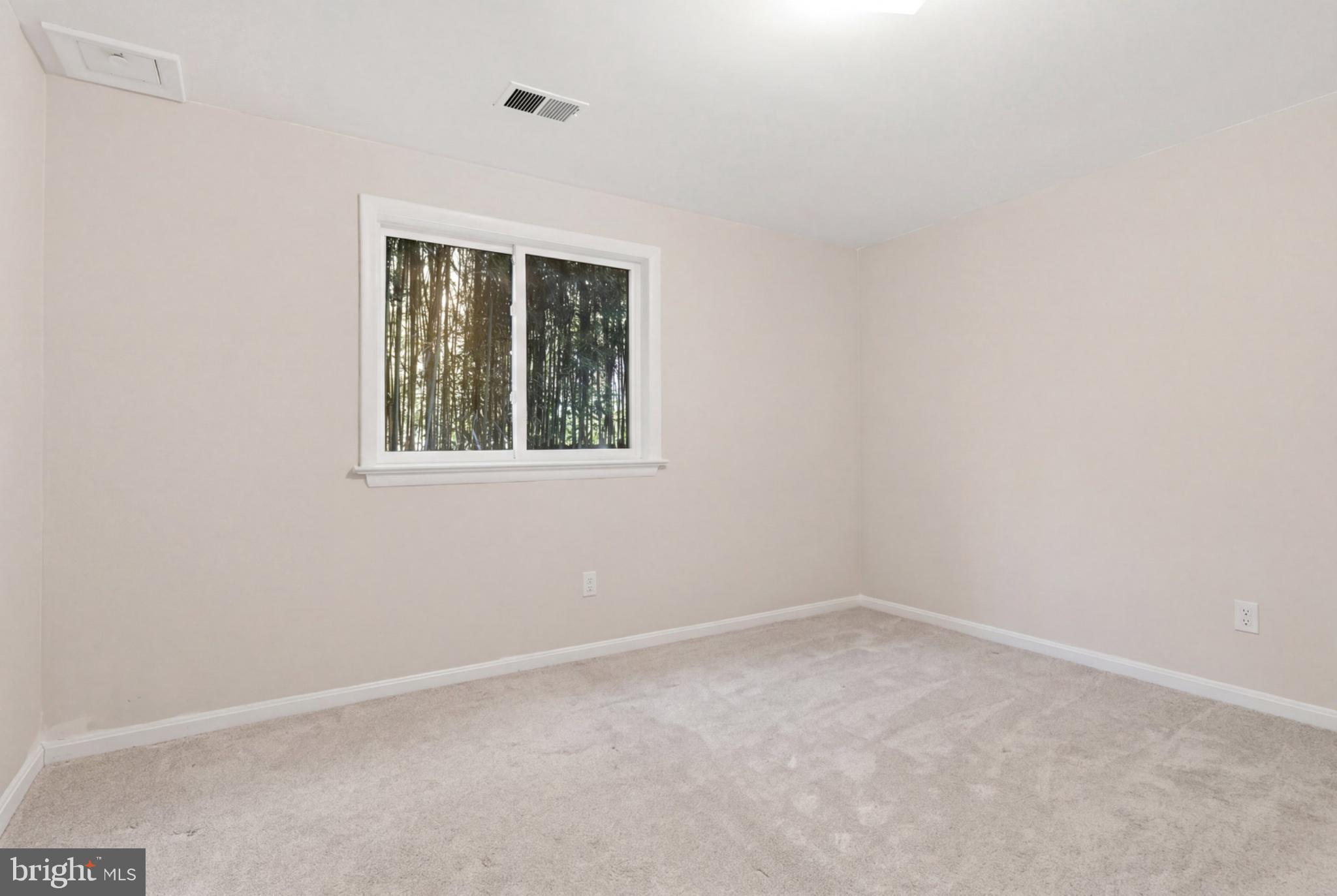 WOODHAVEN - Residential