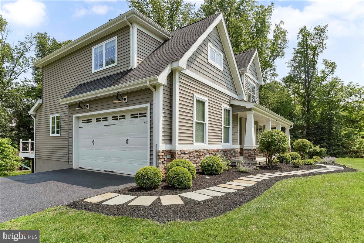 LAUGHEAD LANE - Residential