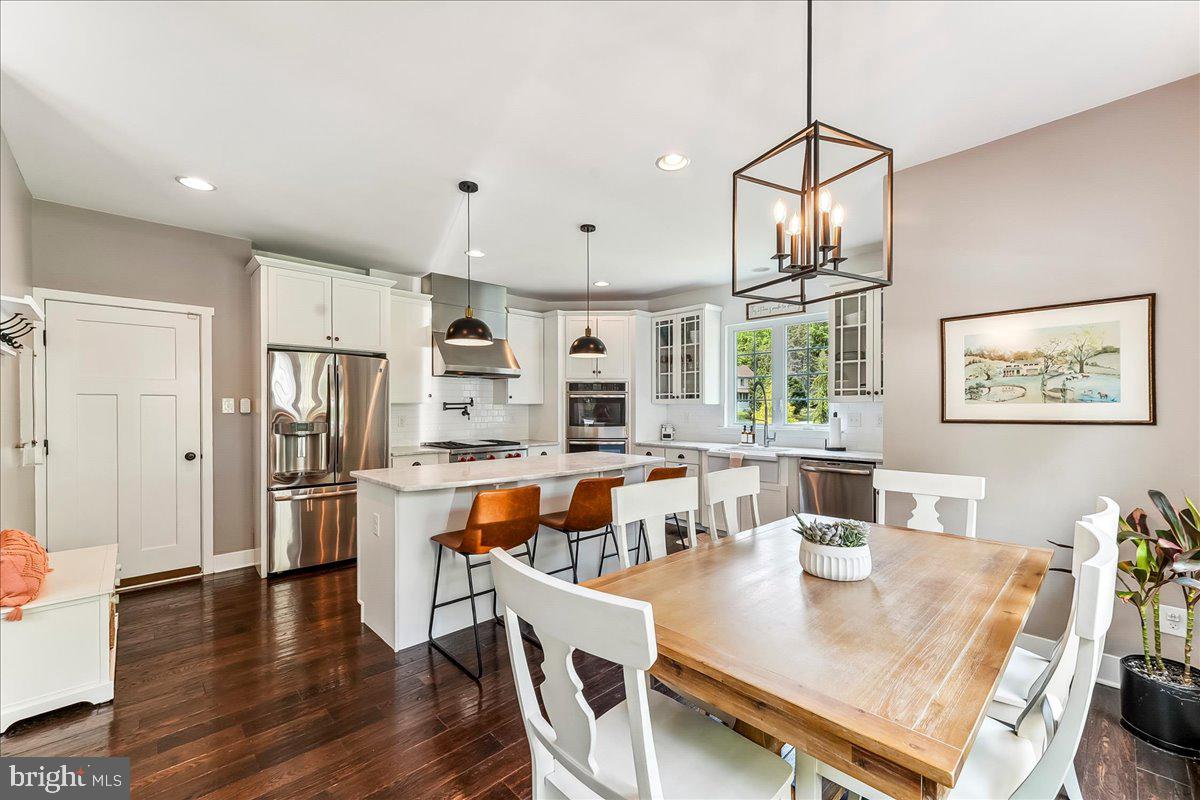 LAUGHEAD LANE - Residential