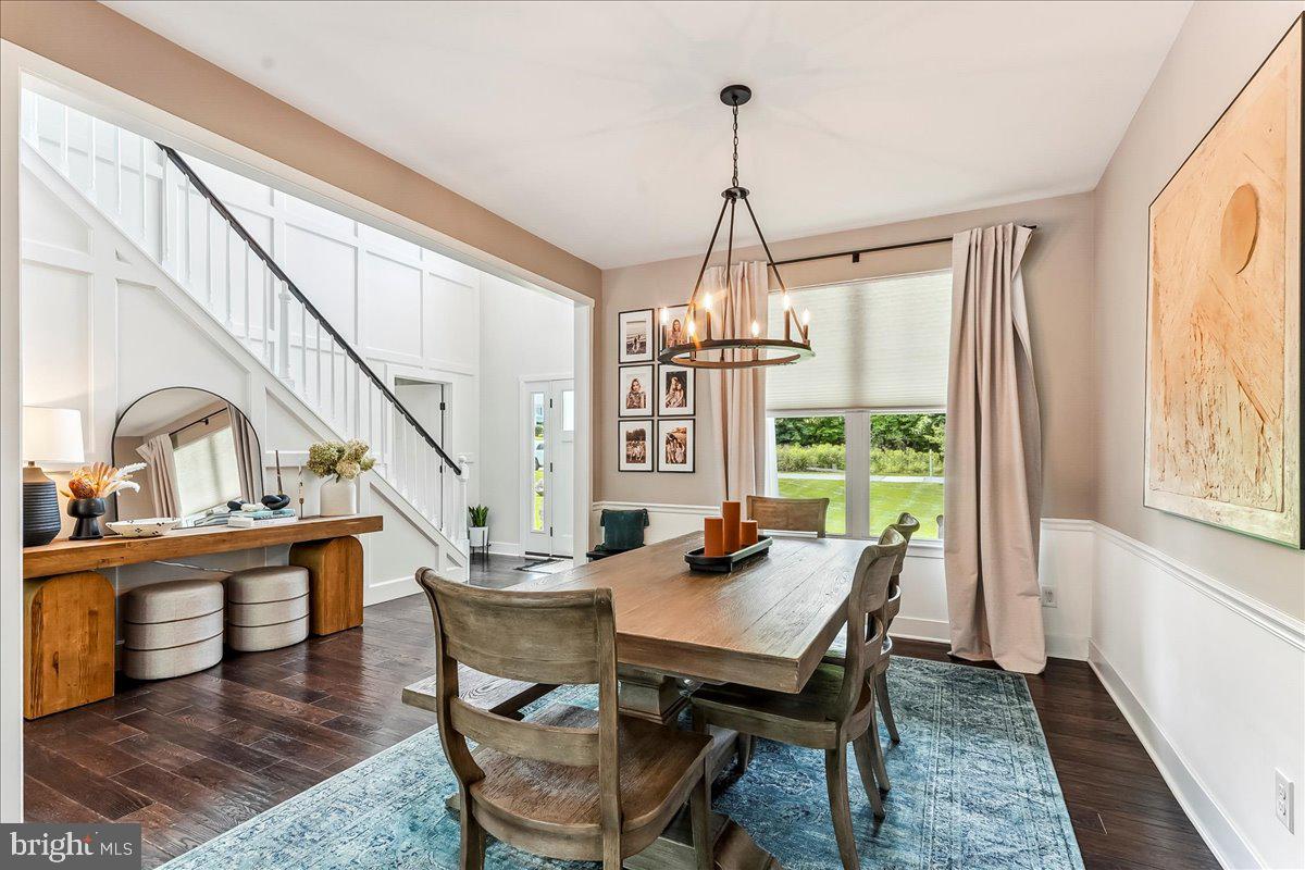 LAUGHEAD LANE - Residential