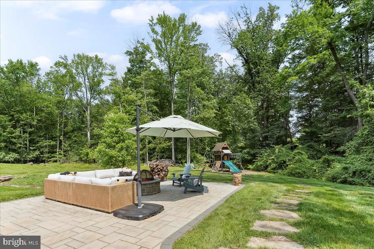 LAUGHEAD LANE - Residential