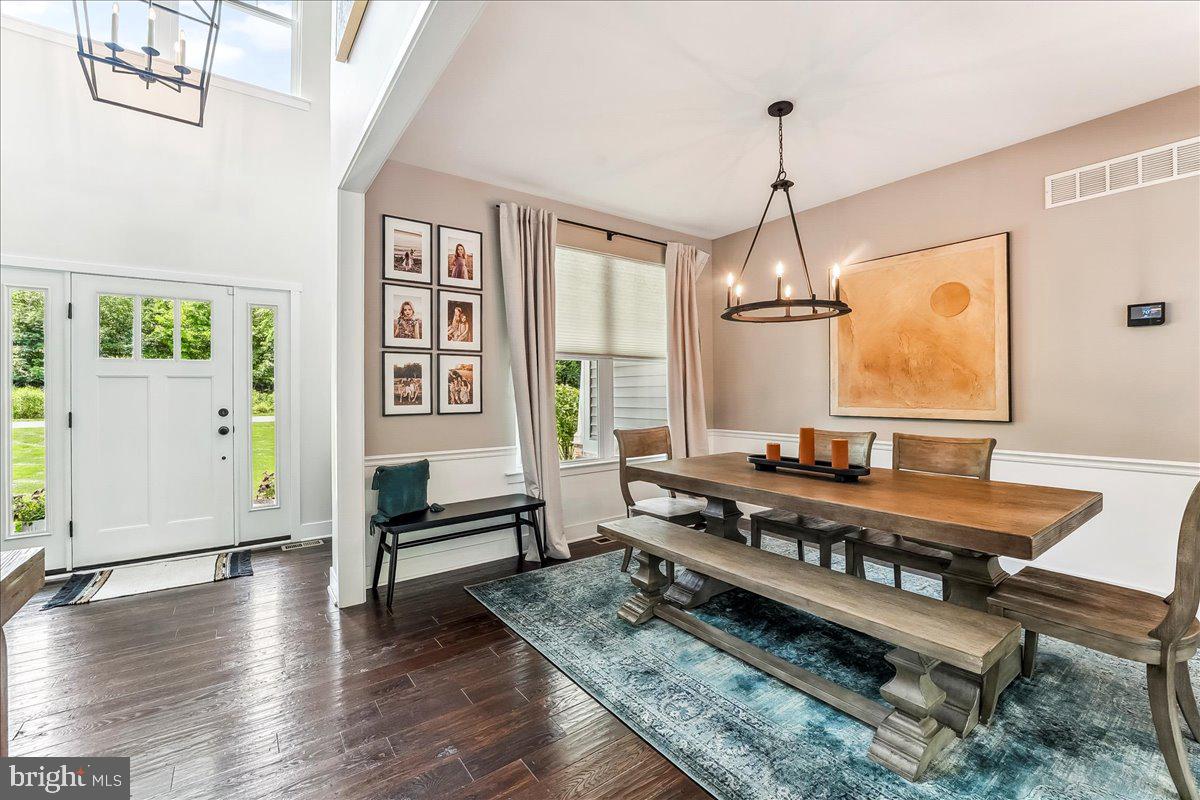 LAUGHEAD LANE - Residential