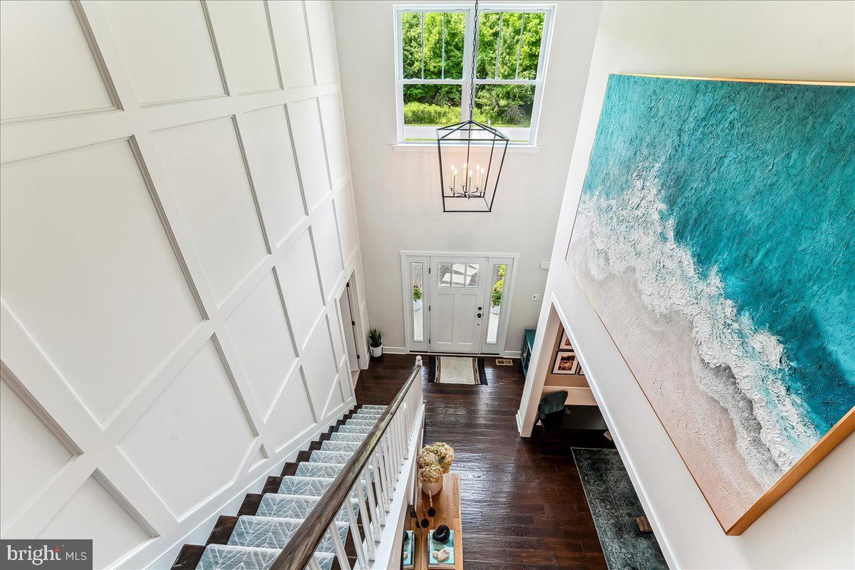 LAUGHEAD LANE - Residential