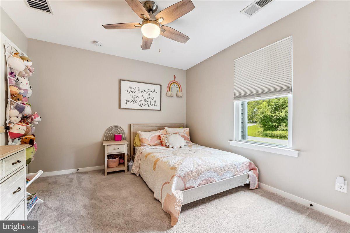 LAUGHEAD LANE - Residential