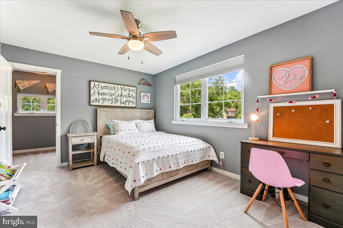 LAUGHEAD LANE - Residential