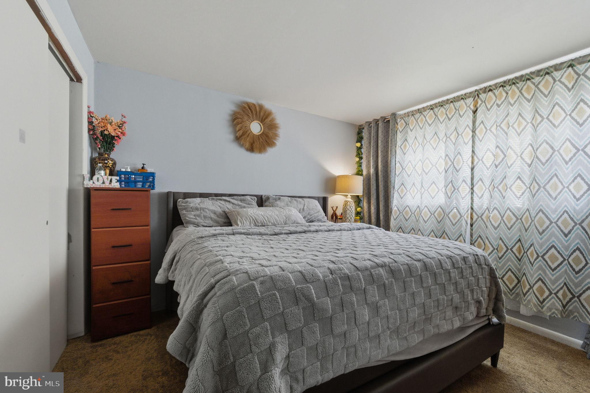 TOWNE POINT - Residential