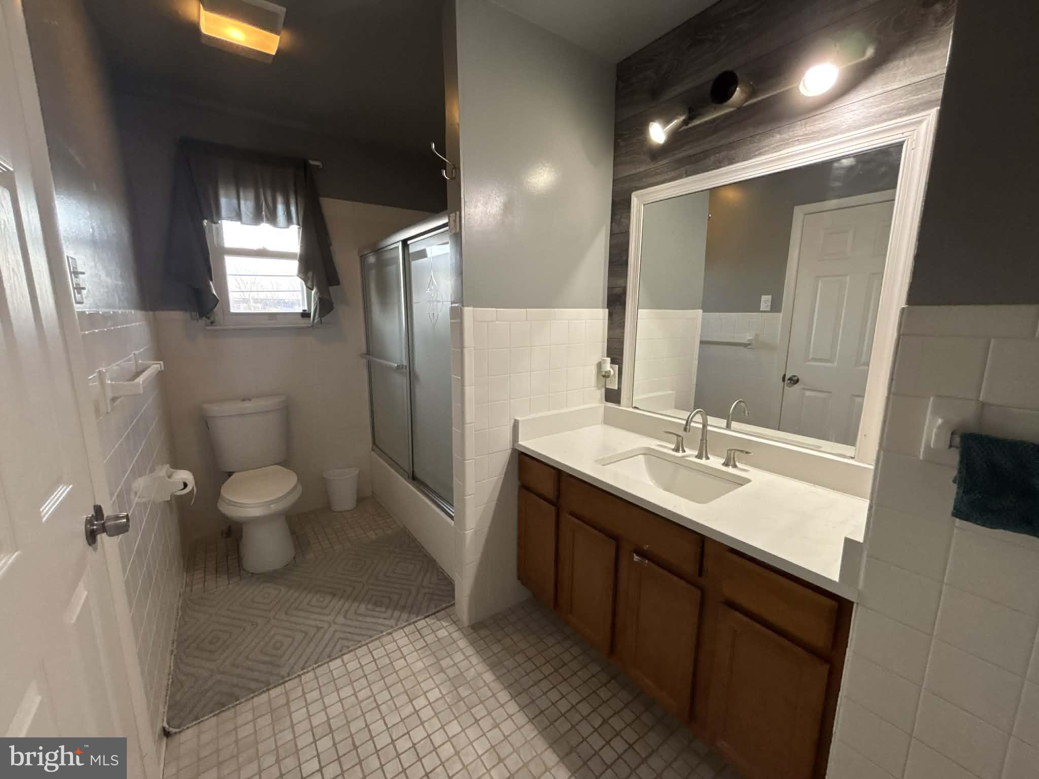 TOWNE POINT - Residential