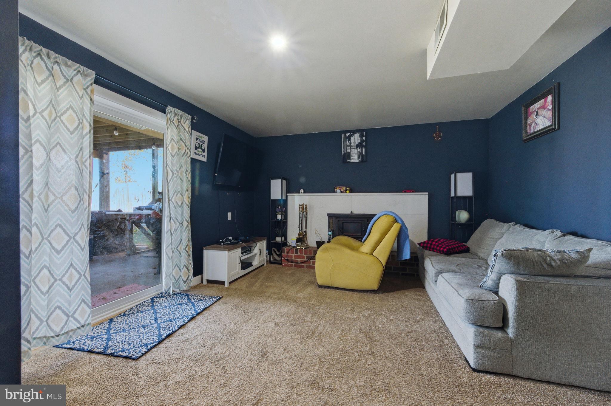 TOWNE POINT - Residential