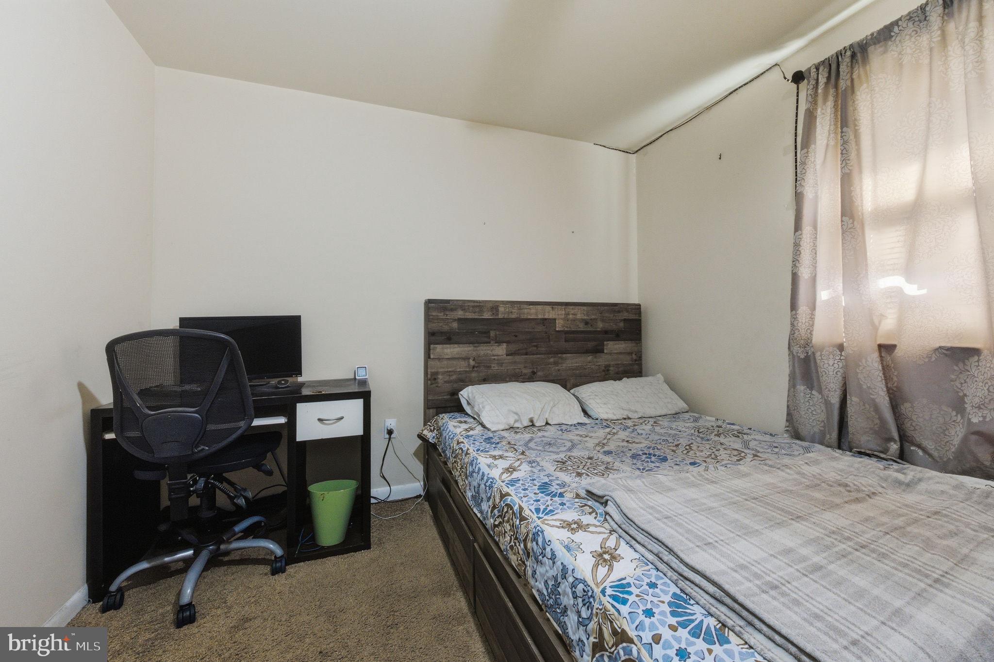 TOWNE POINT - Residential