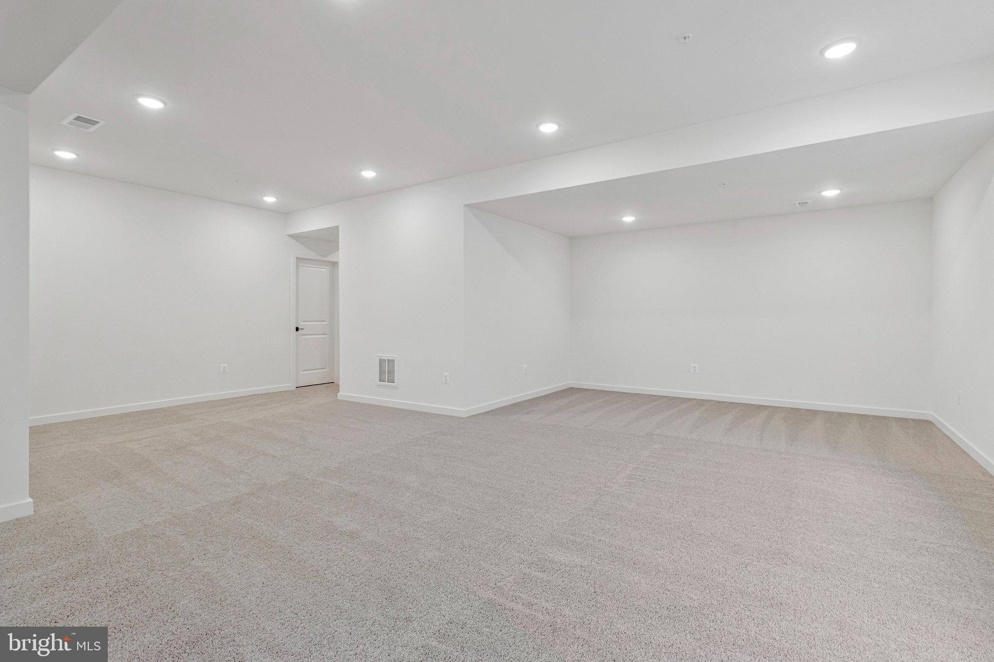 WORTHINGTON GROVE - Residential