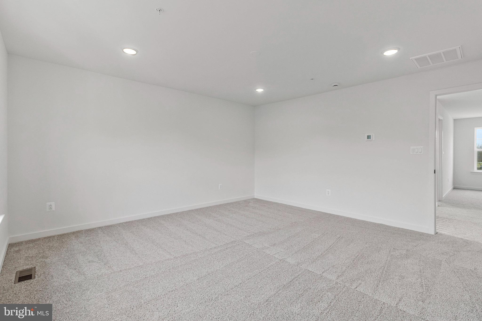 WORTHINGTON GROVE - Residential