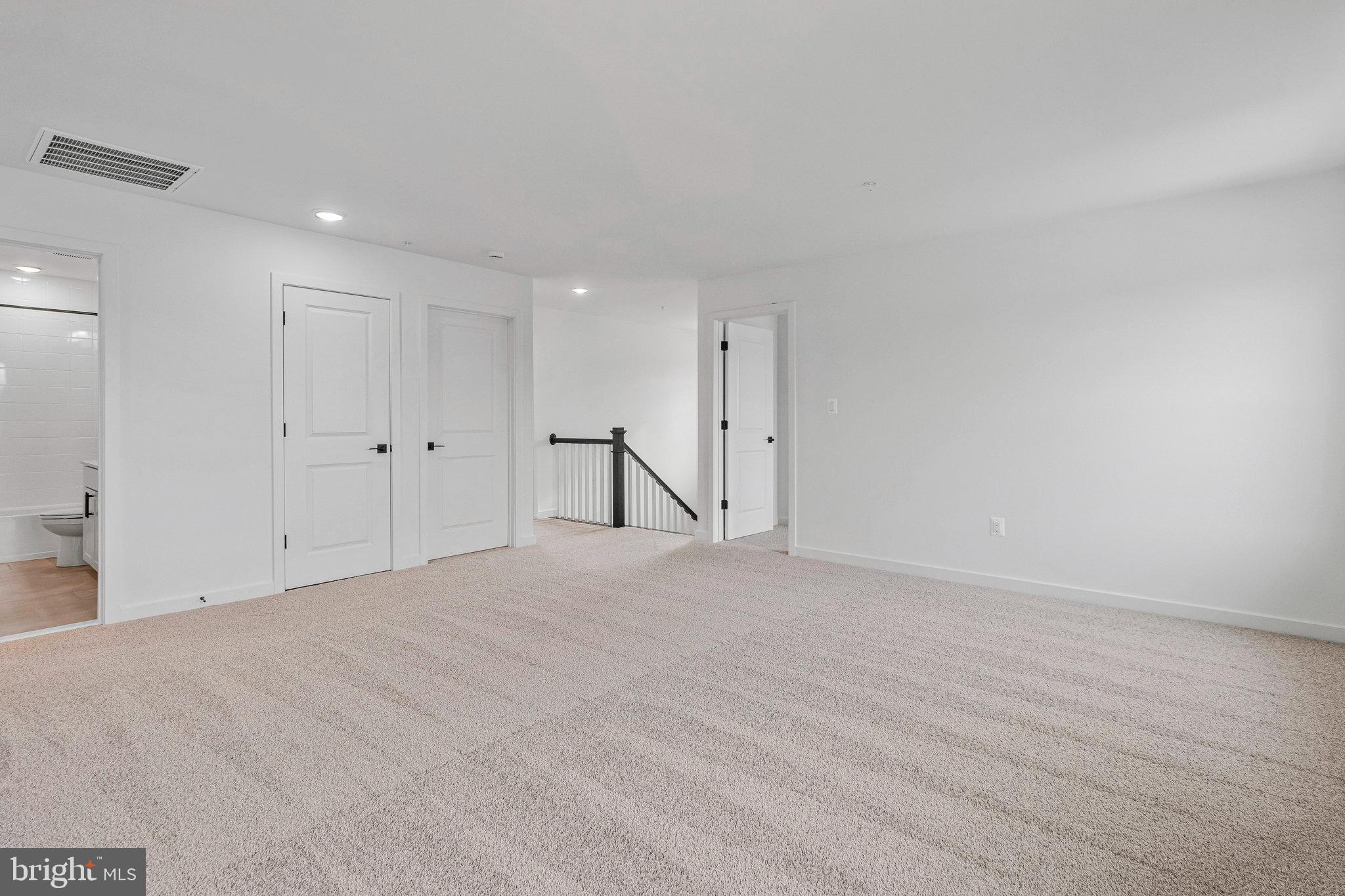 WORTHINGTON GROVE - Residential