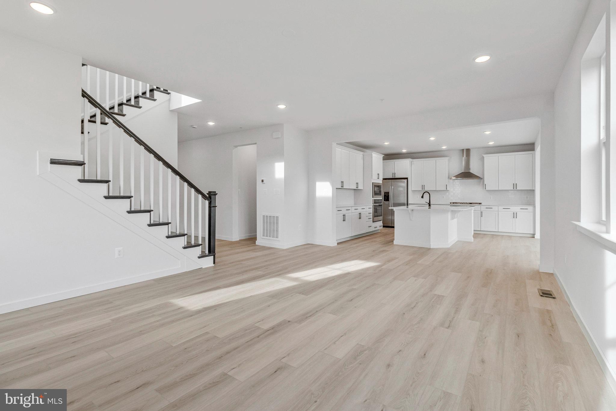 WORTHINGTON GROVE - Residential