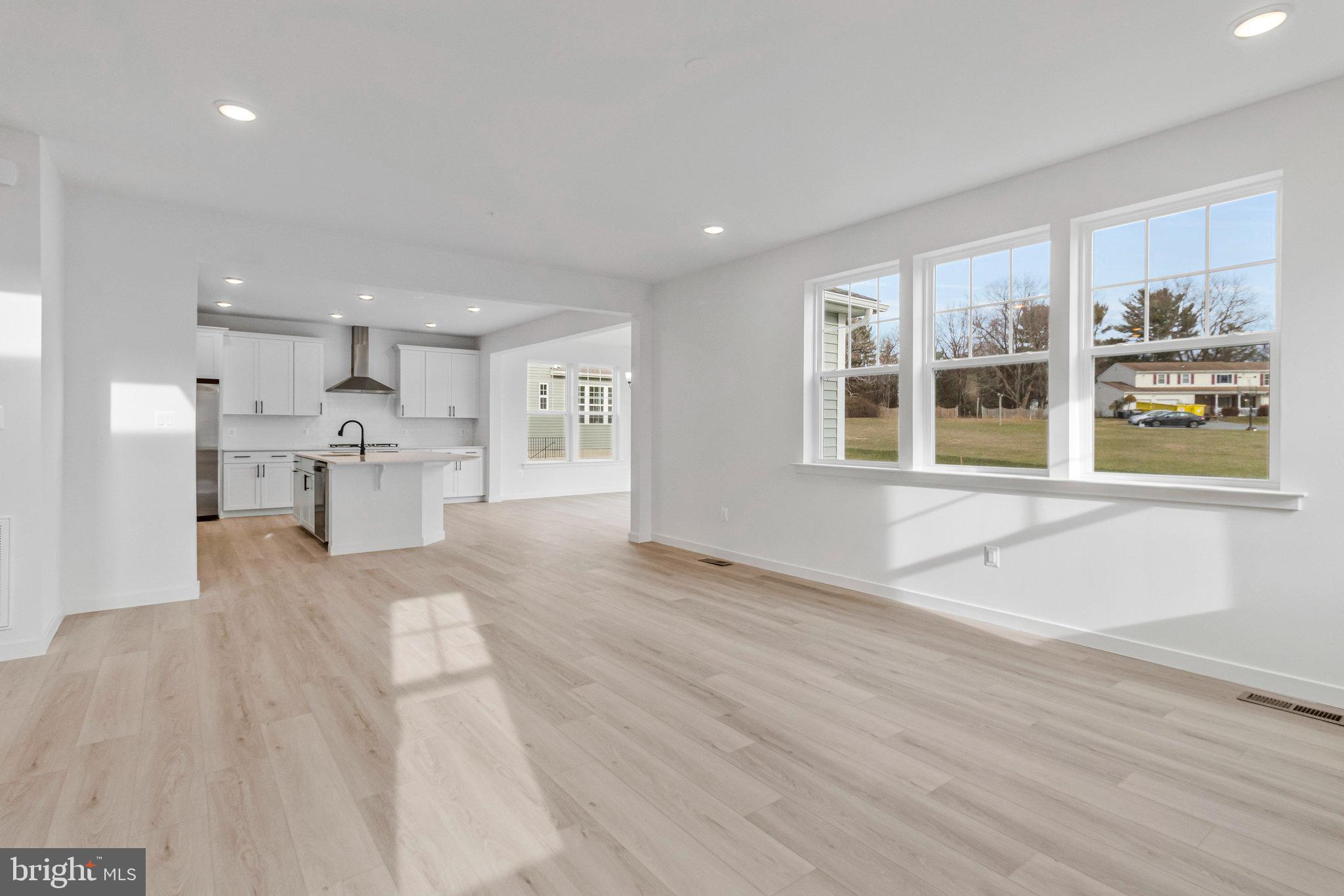 WORTHINGTON GROVE - Residential