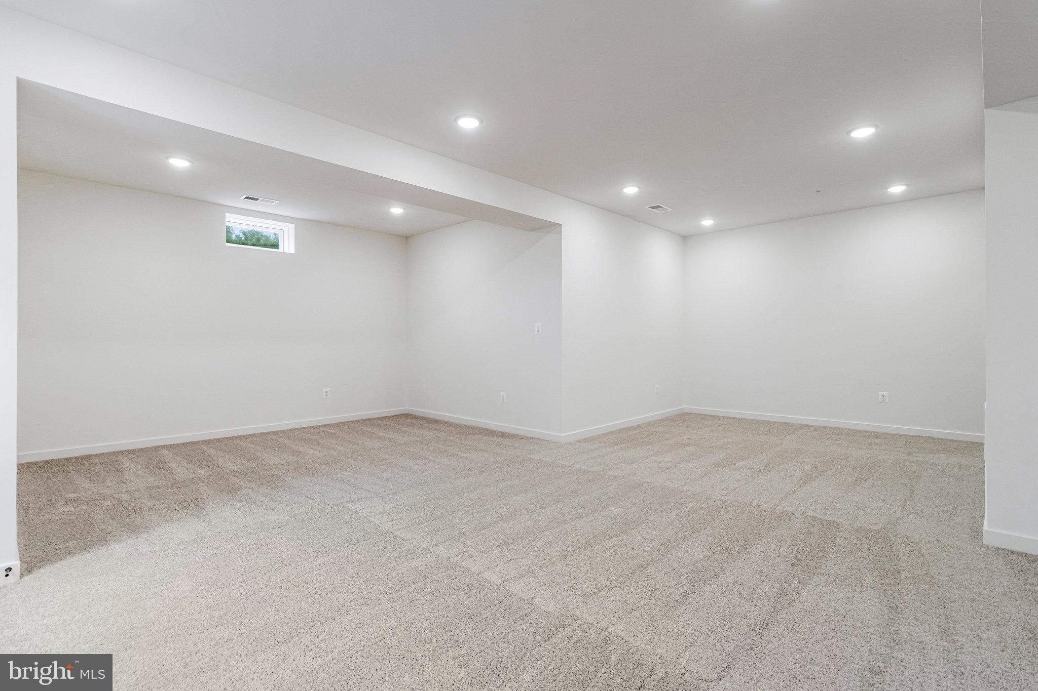 WORTHINGTON GROVE - Residential