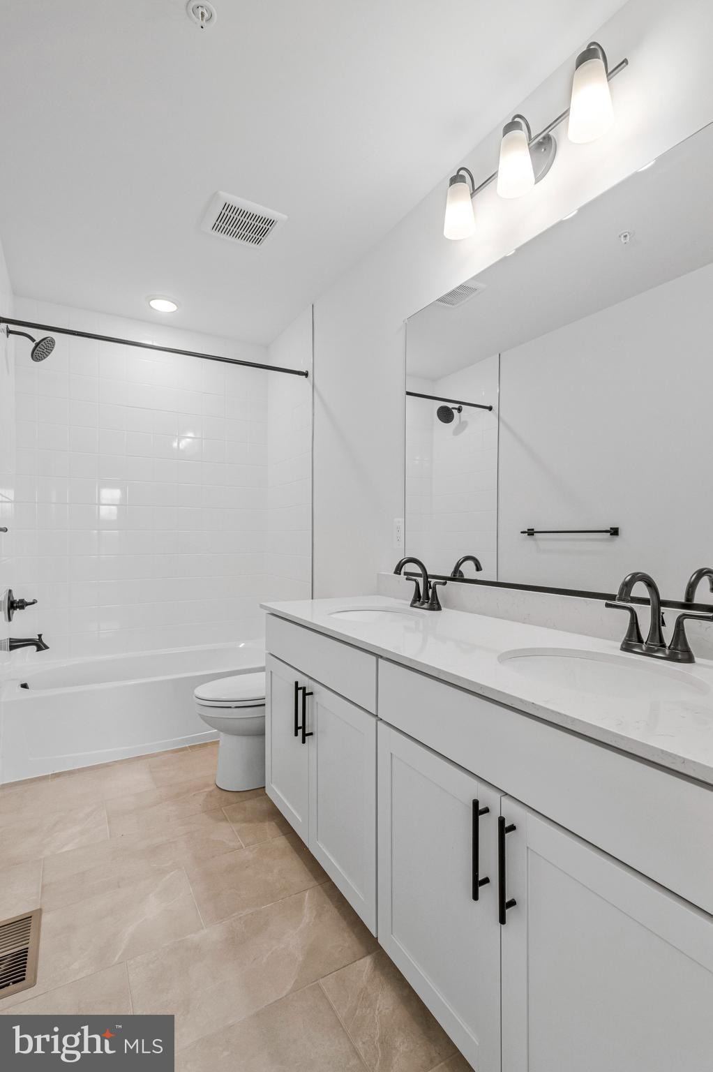 WORTHINGTON GROVE - Residential