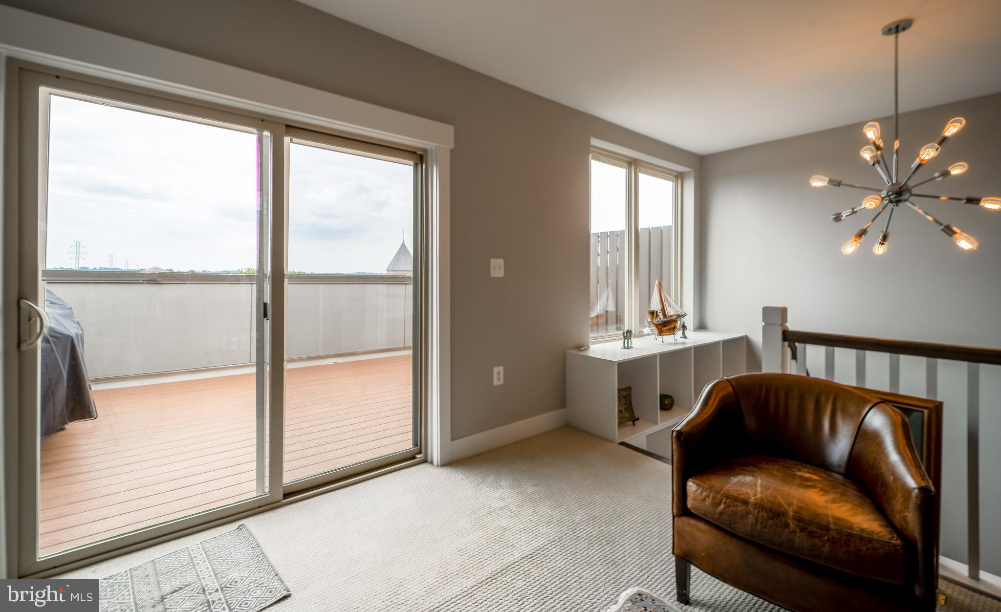 JUNCTION SQUARE - Residential Lease