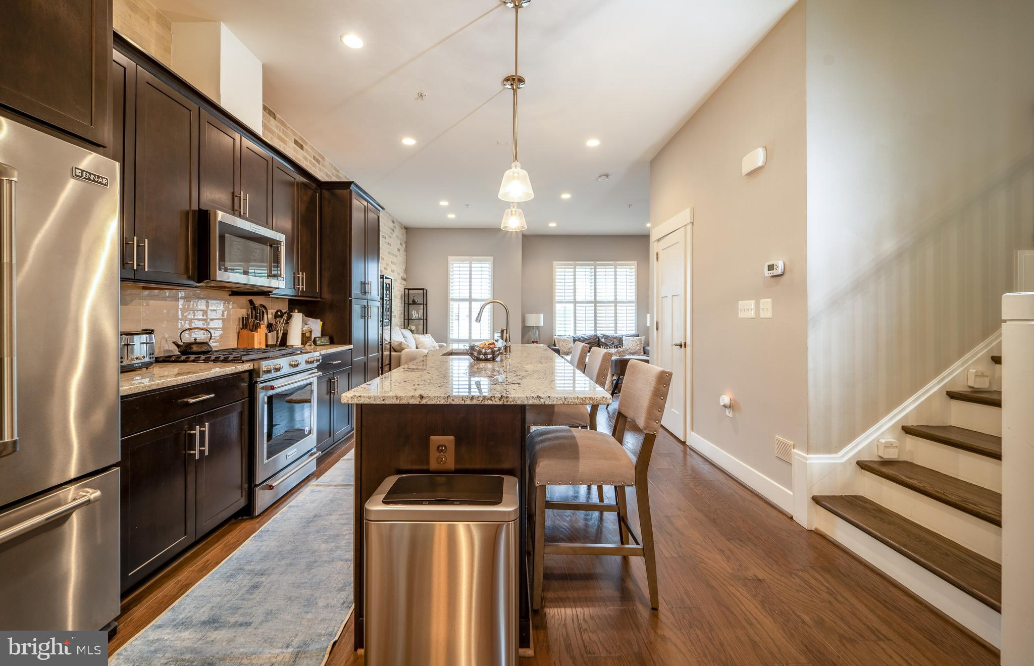 JUNCTION SQUARE - Residential Lease