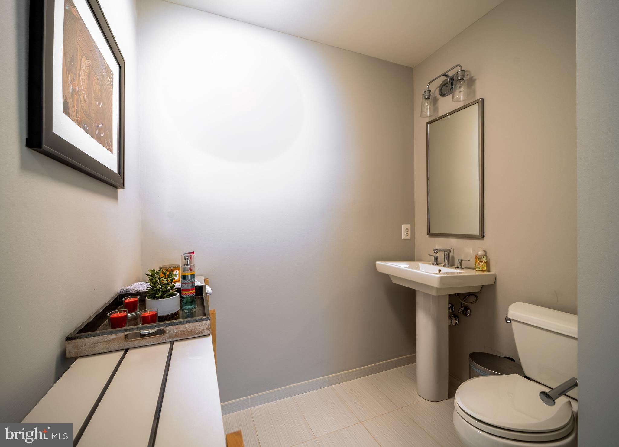 JUNCTION SQUARE - Residential Lease