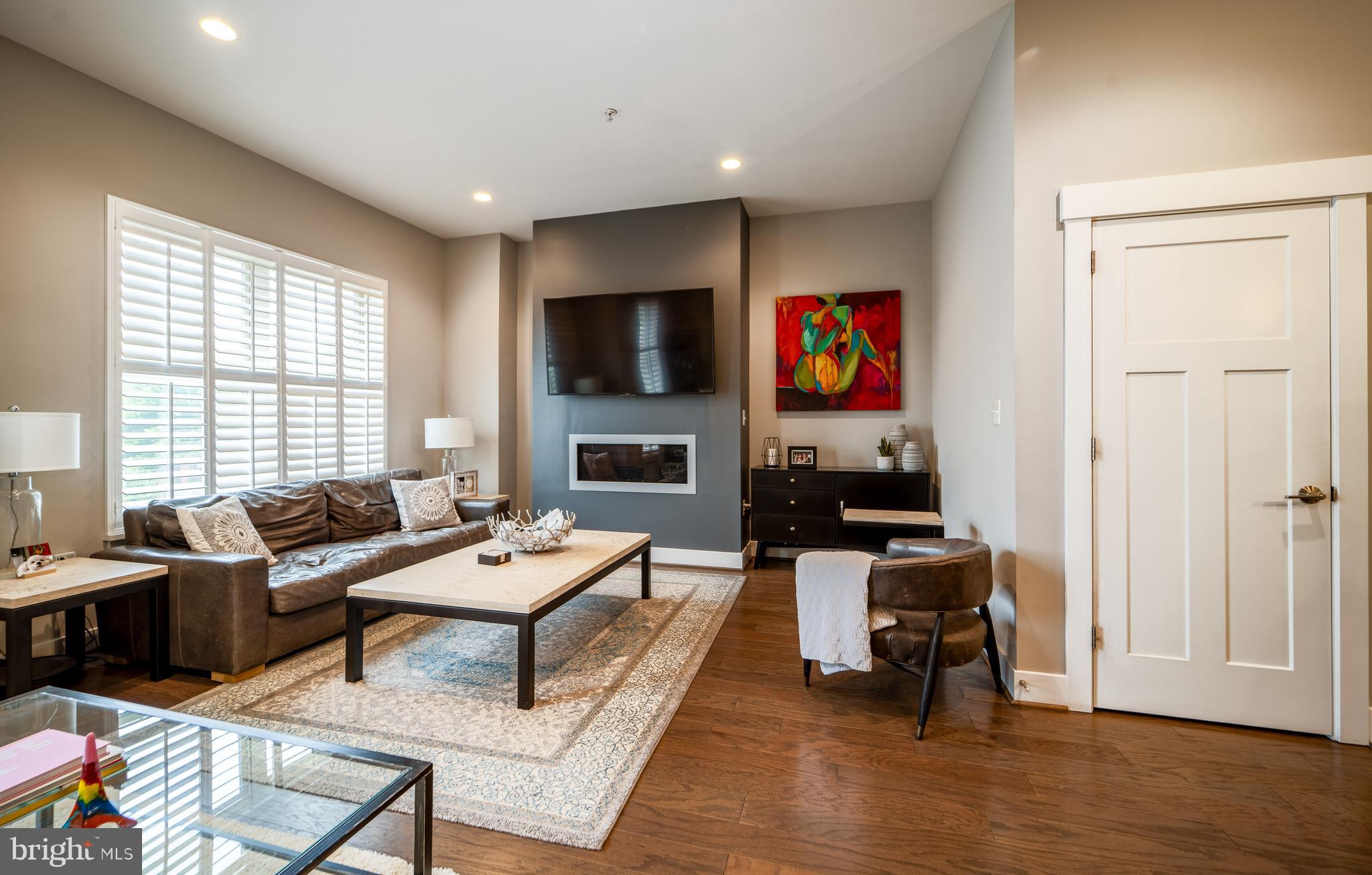 JUNCTION SQUARE - Residential Lease