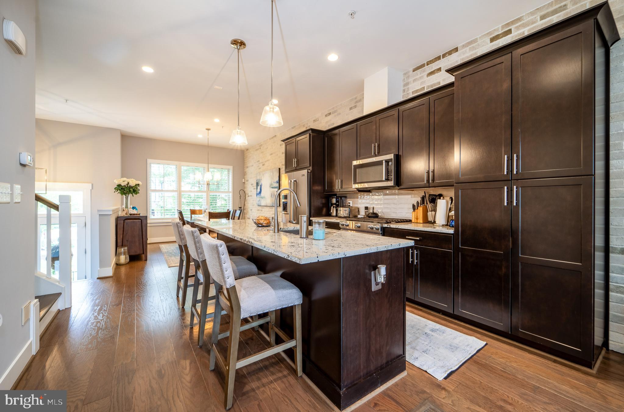 JUNCTION SQUARE - Residential Lease