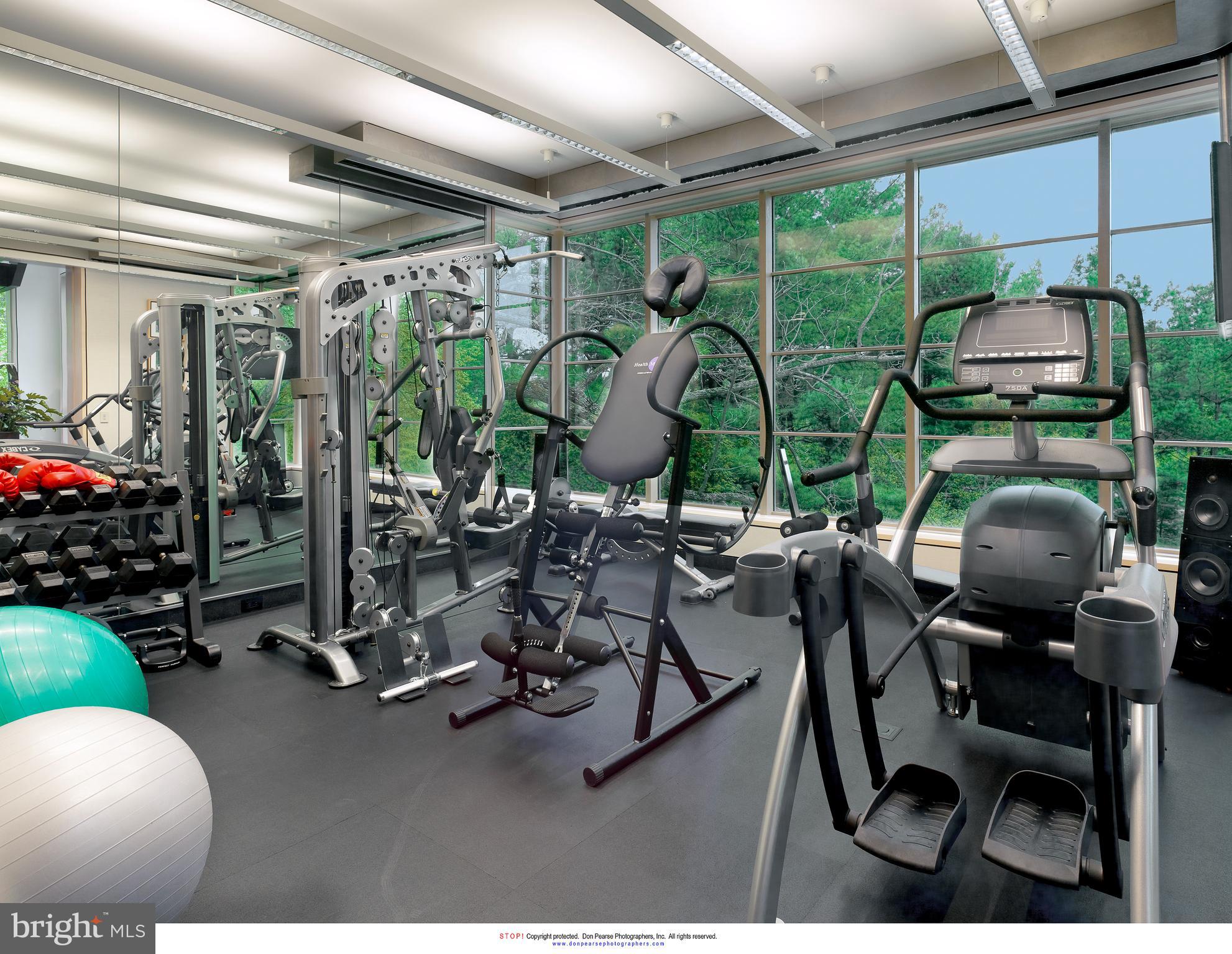 RAVENSCLIFF - Residential