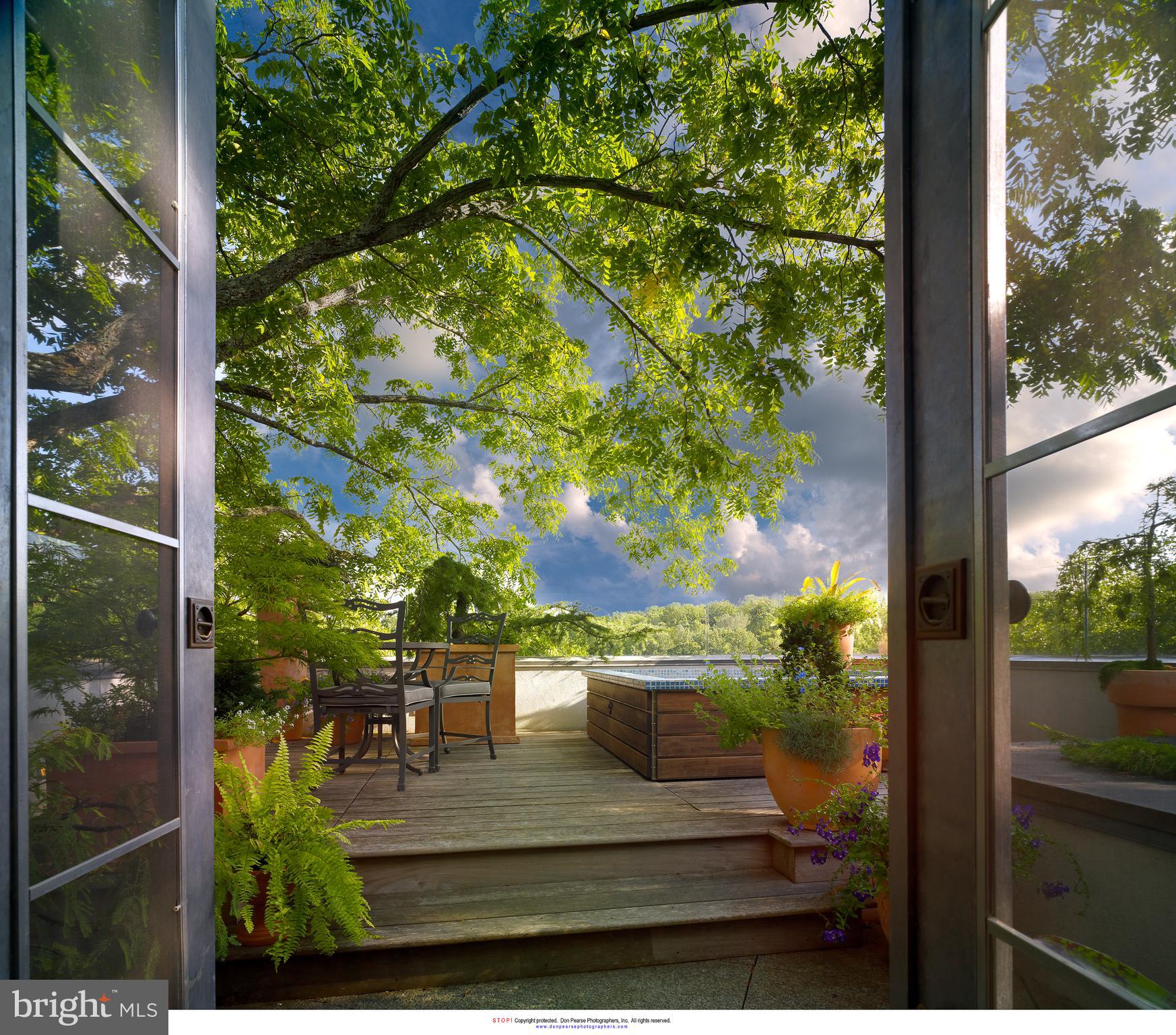 RAVENSCLIFF - Residential