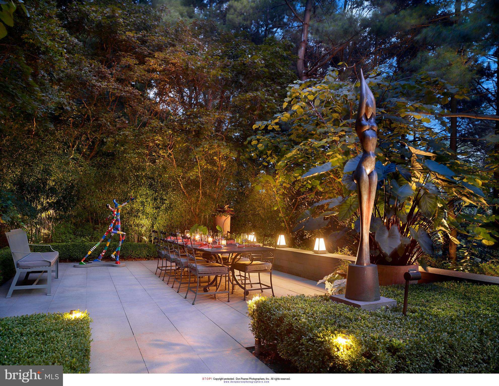 RAVENSCLIFF - Residential