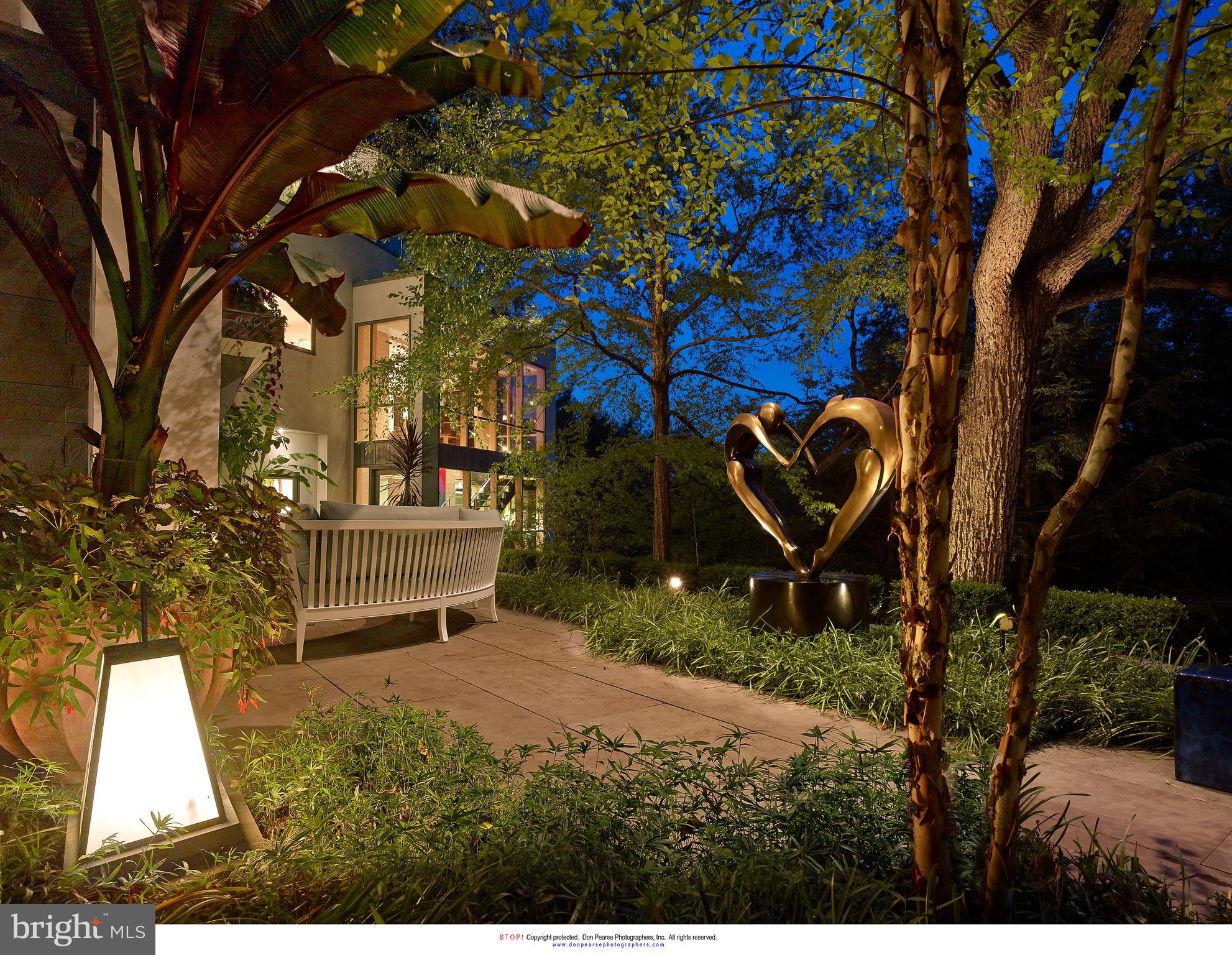 RAVENSCLIFF - Residential