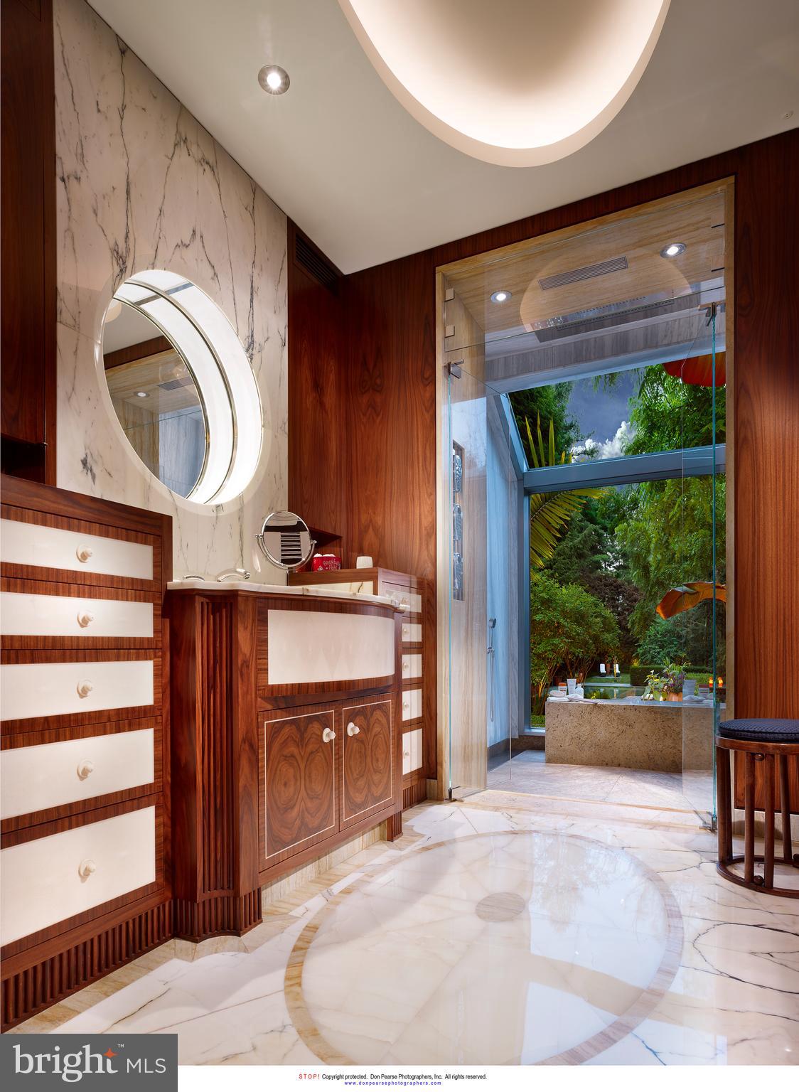 RAVENSCLIFF - Residential