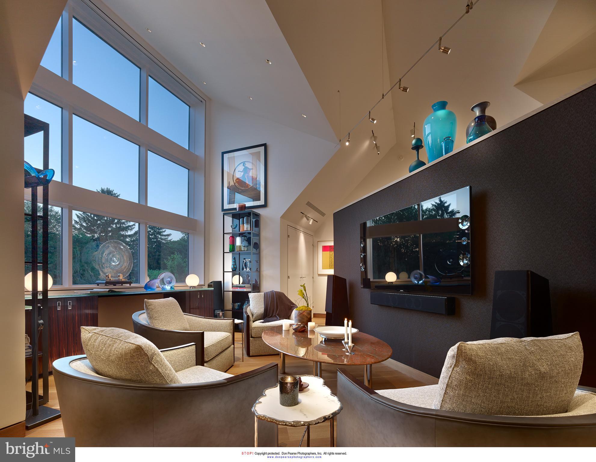 RAVENSCLIFF - Residential