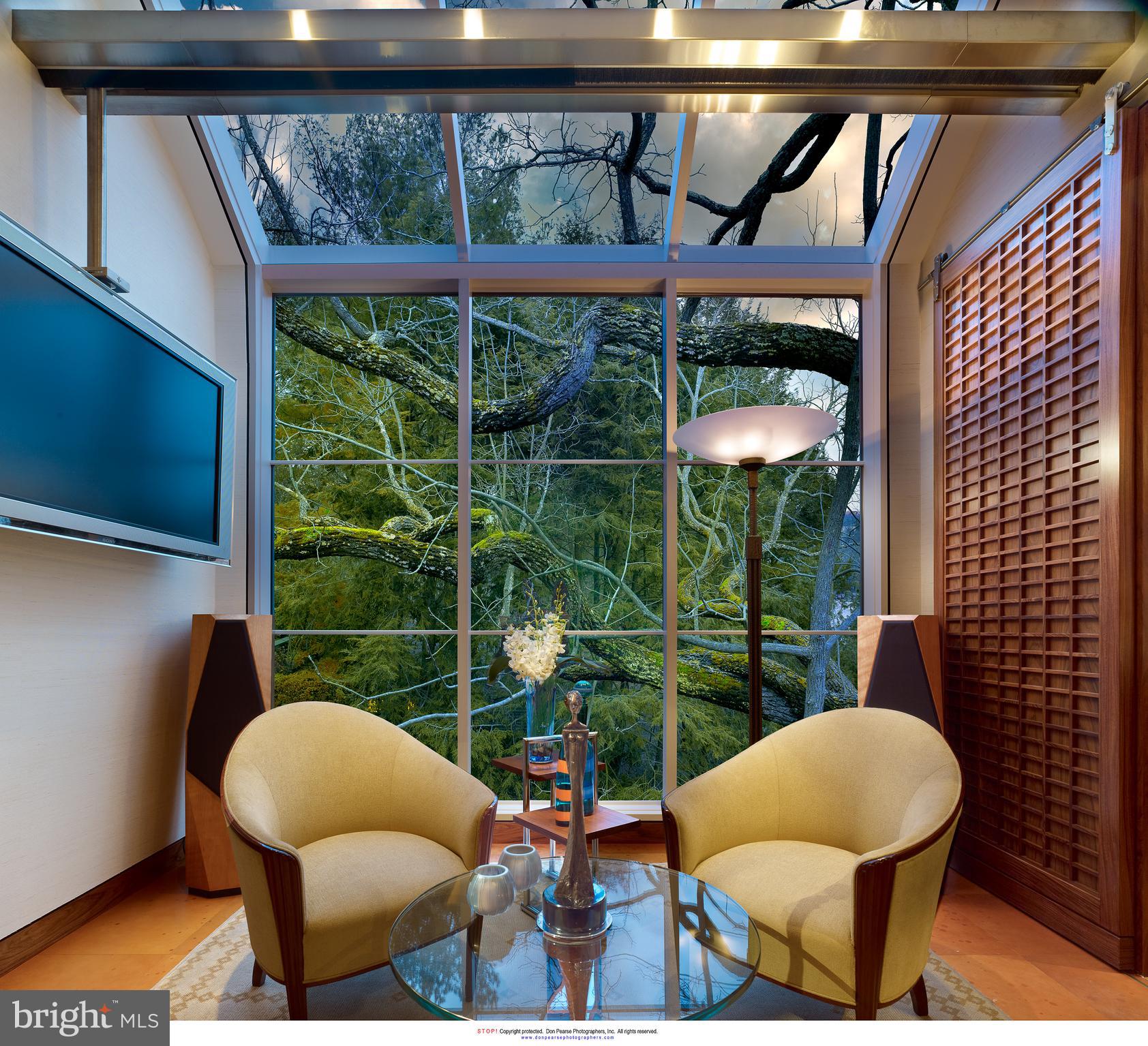 RAVENSCLIFF - Residential