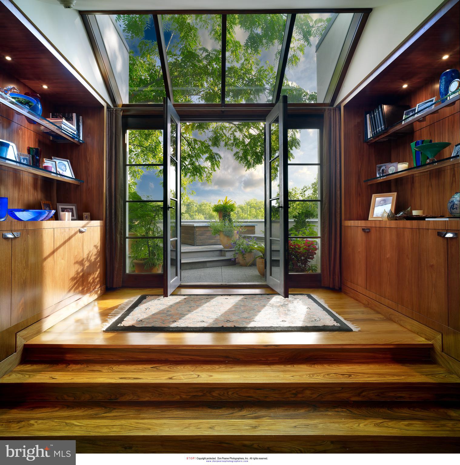 RAVENSCLIFF - Residential