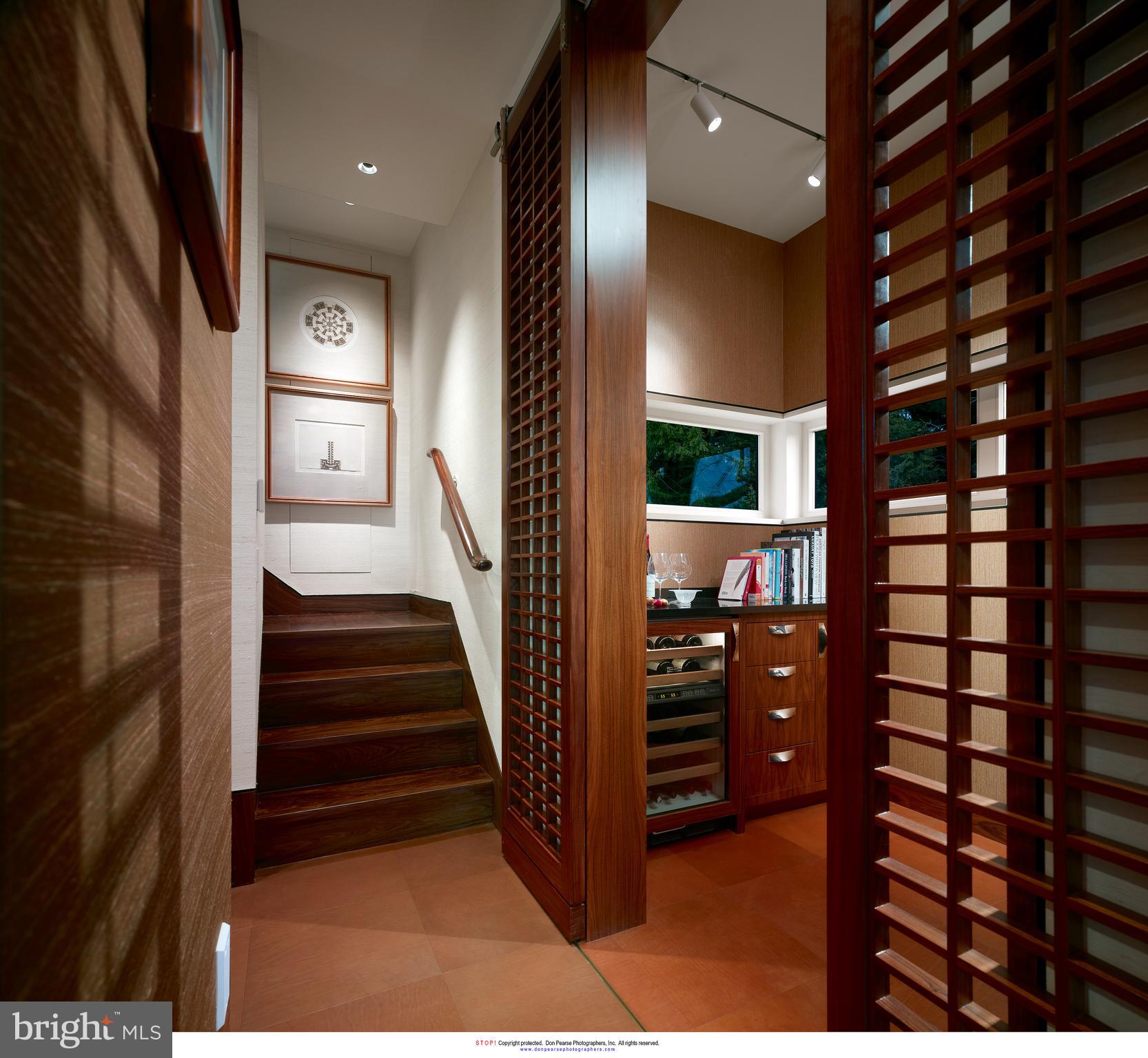 RAVENSCLIFF - Residential