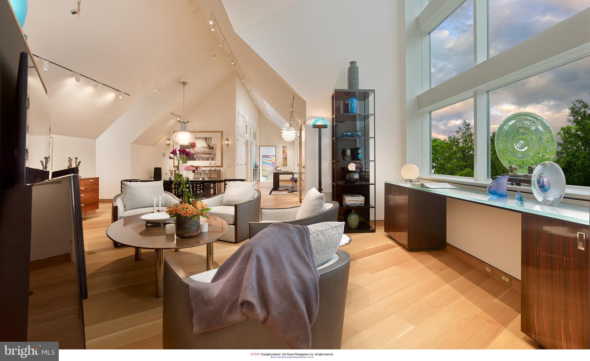 RAVENSCLIFF - Residential